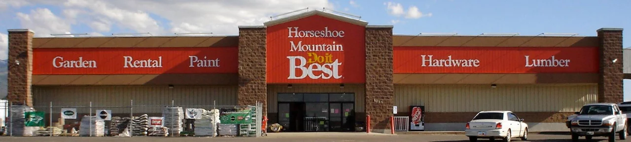 Horseshoe Mountain storefront