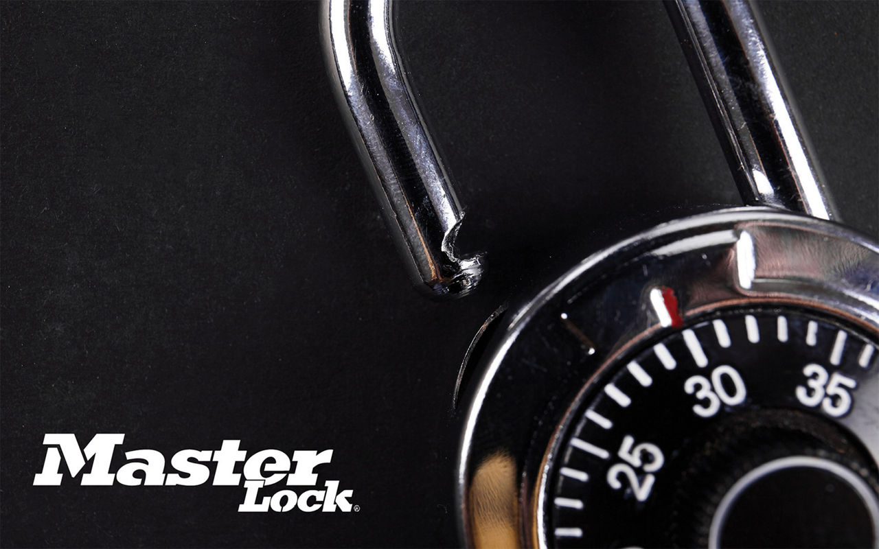 Picture of a close up masterlock portable lock