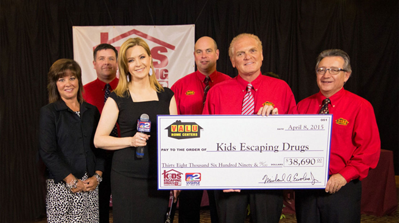 Valu Home Centers "Make a Change Campaign" Nets $38,690 for Kids Escaping Drugs