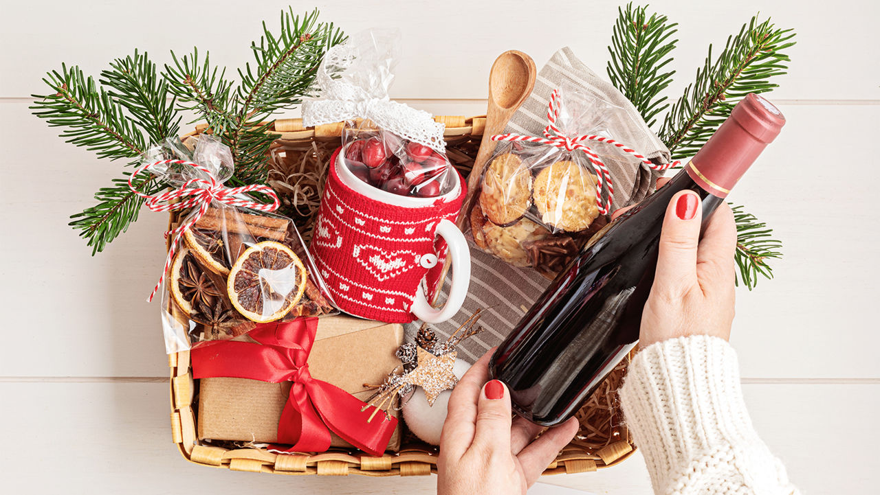 Holiday gift basket