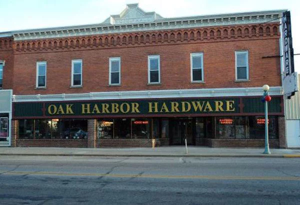 Oak Harbor Hardware