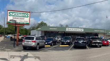 Stanton's Shopping Center storefront