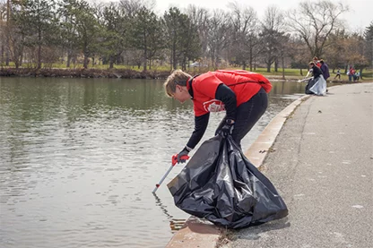 Cleanup crew along shoreline