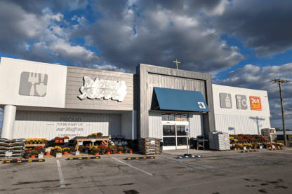 Bluffton Store Exterior