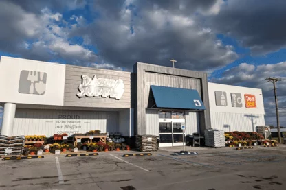 Storefront of Dazey's Bluffton store location