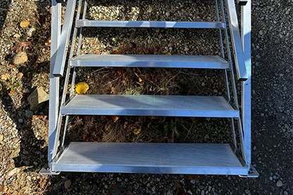 3 Step Alum Stair