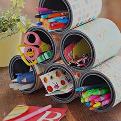 Craft holder made out of a Pringles can