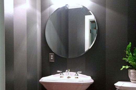 My Bathroom Makeover: Elegance with Paint Stripes