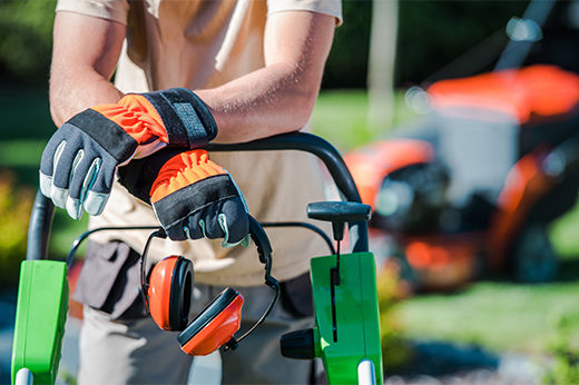 Guide to Lawn Mower Safety and Maintenance