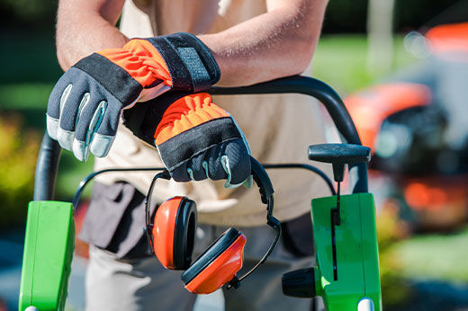 Guide to Lawn Mower Safety and Maintenance