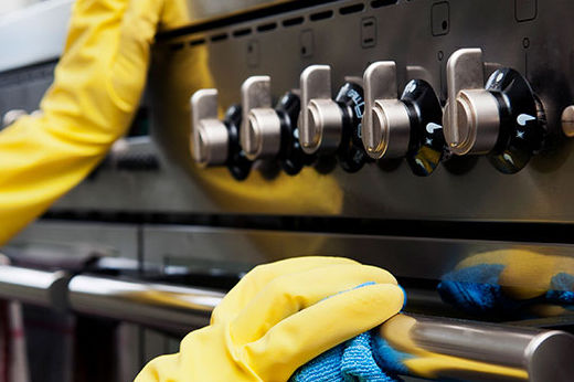 How to Clean an Oven