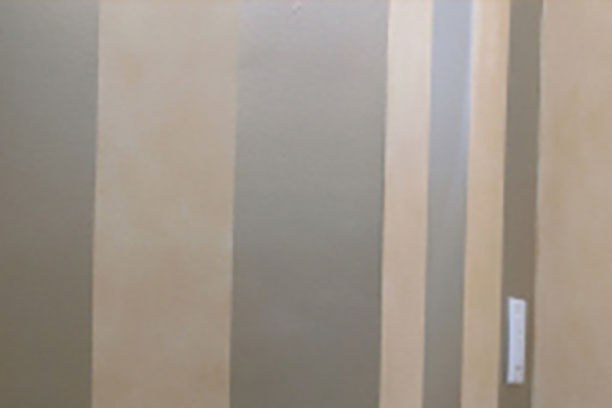 striped wall paint technique example