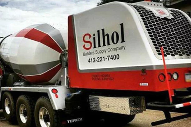 Silhol concrete truck