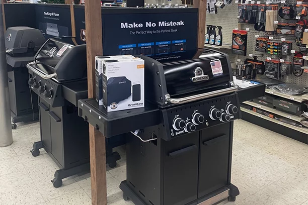 Broil King Store Display Image 1