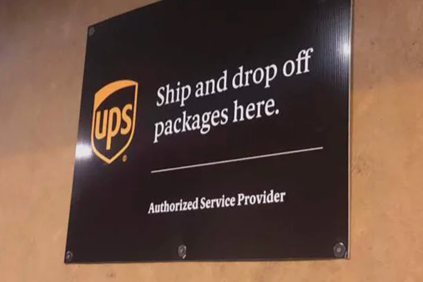 UPS Dropoff