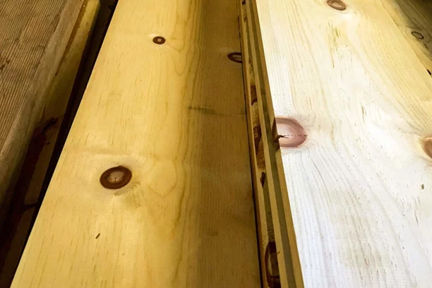 Plywood/Lumber