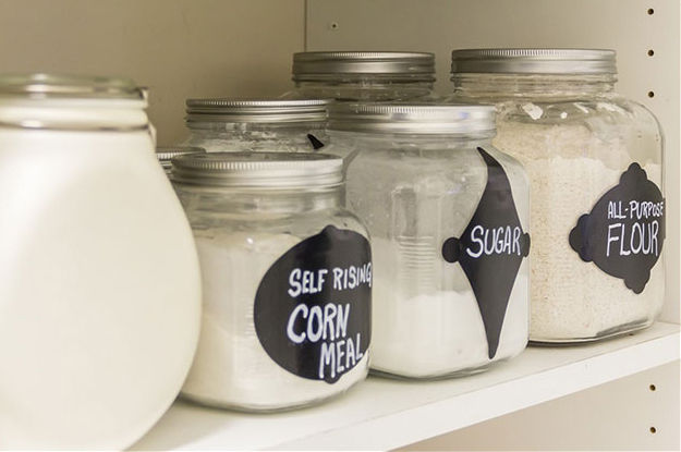 Kitchen containers