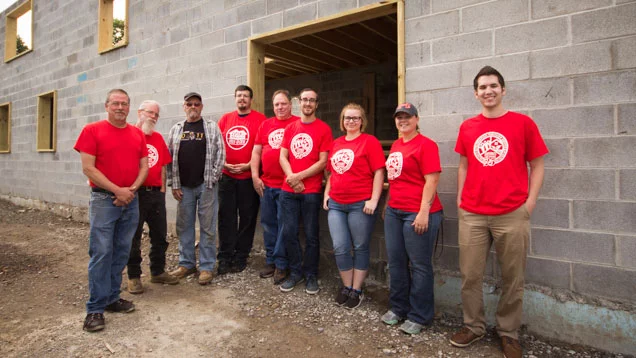 Valu volunteer group photo