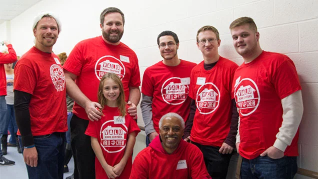 Valu volunteers helping at The Salvation Army Toy Shoppe, group photo