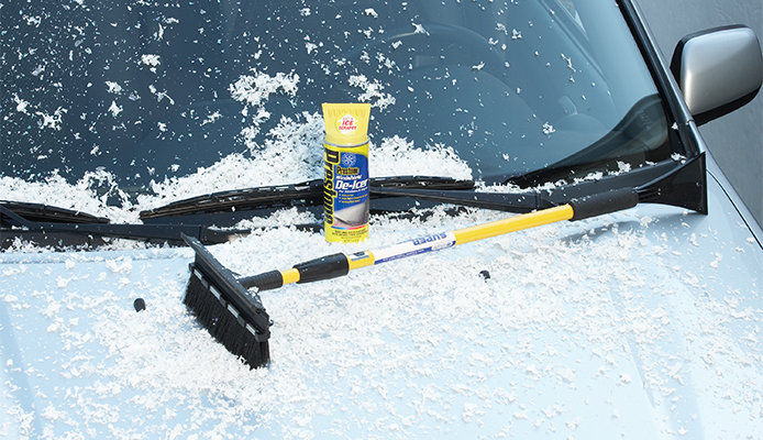 Windshield de-icer and ice scraper