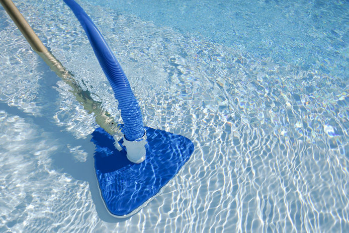 pool sweeper