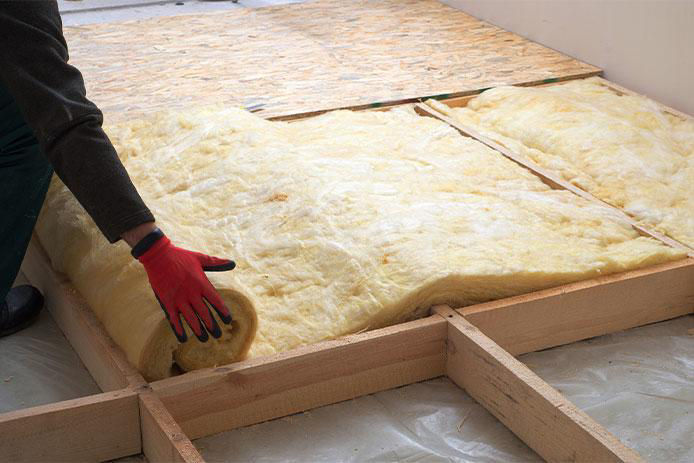 Insulating a floor