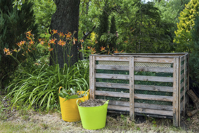 Bigger compost bin made up from old pallets