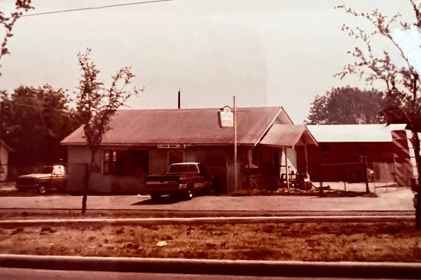 1946