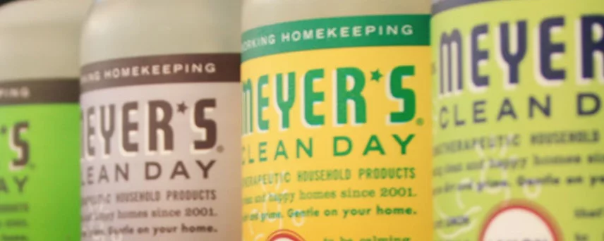 Housewares in aisle Graphic