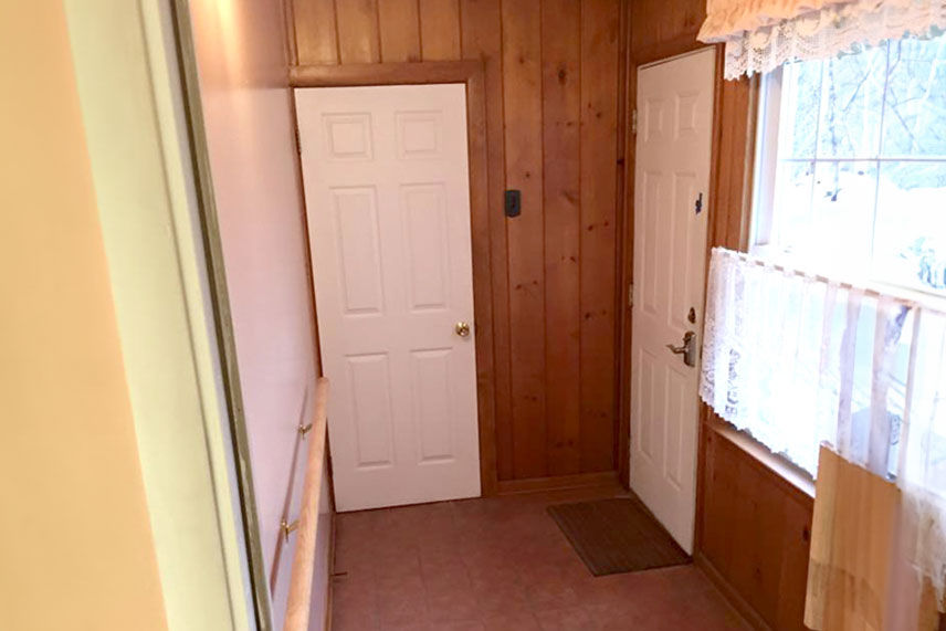 before photo of a mudroom before renovation