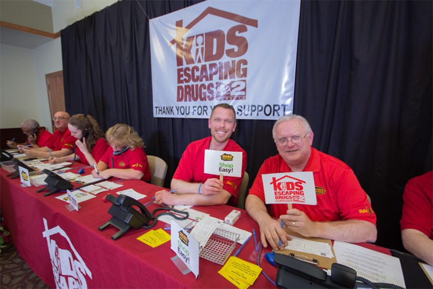 Valu crew volunteering at Kids Escaping Drugs televent 