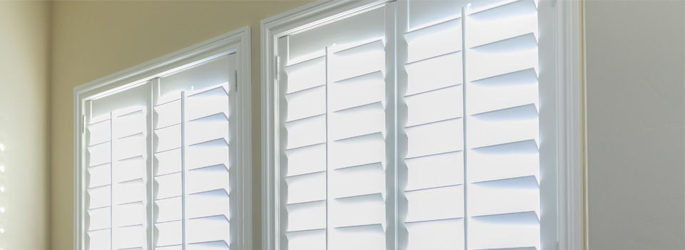 All windows with blinds