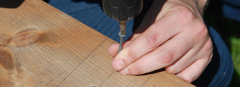 Drilling a hole