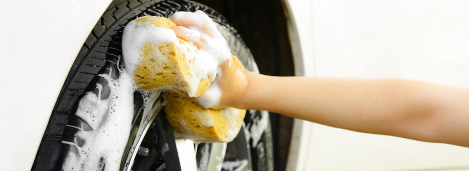 Exterior Car Detailing in 6 Quick Steps