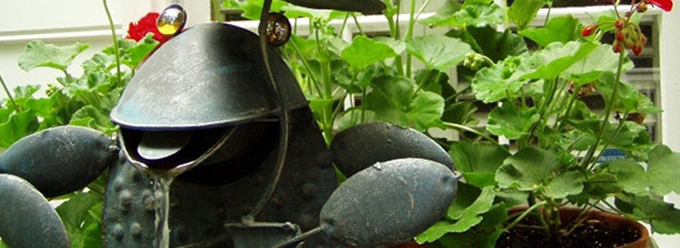 refurbish metal frog fountain