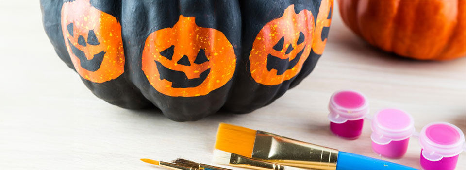 How to Paint a Halloween Pumpkin
