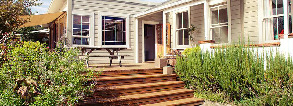 A typical New Zealand Early Settler style Villa home. Villas were the most popular new home design in New Zealand from the 1880s. The villa’s most distinctive feature was that it was typically constructed almost entirely of timber with a metal roof.