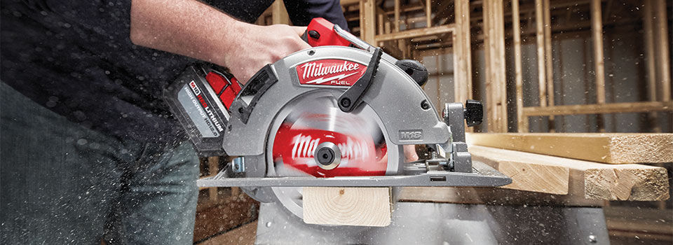 Using a cirular saw