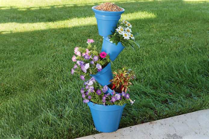 A finsihed topsy-turvy planter