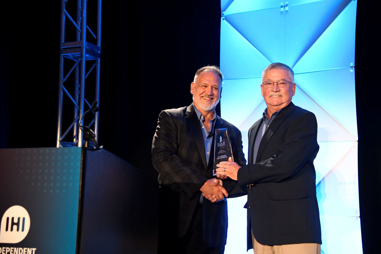 Randy Andes of Randy’s Hardware Receives Retail Beacon Award | Randy's ...