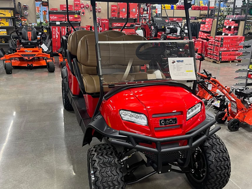 NEW 2023 ClubCar Onward. 6-Passenger Lifted (Gas)