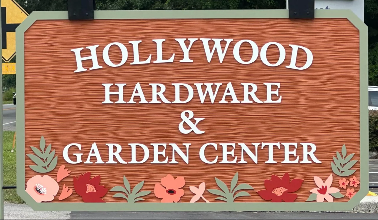 Hollywood Hardware Garden Center in South Carolina