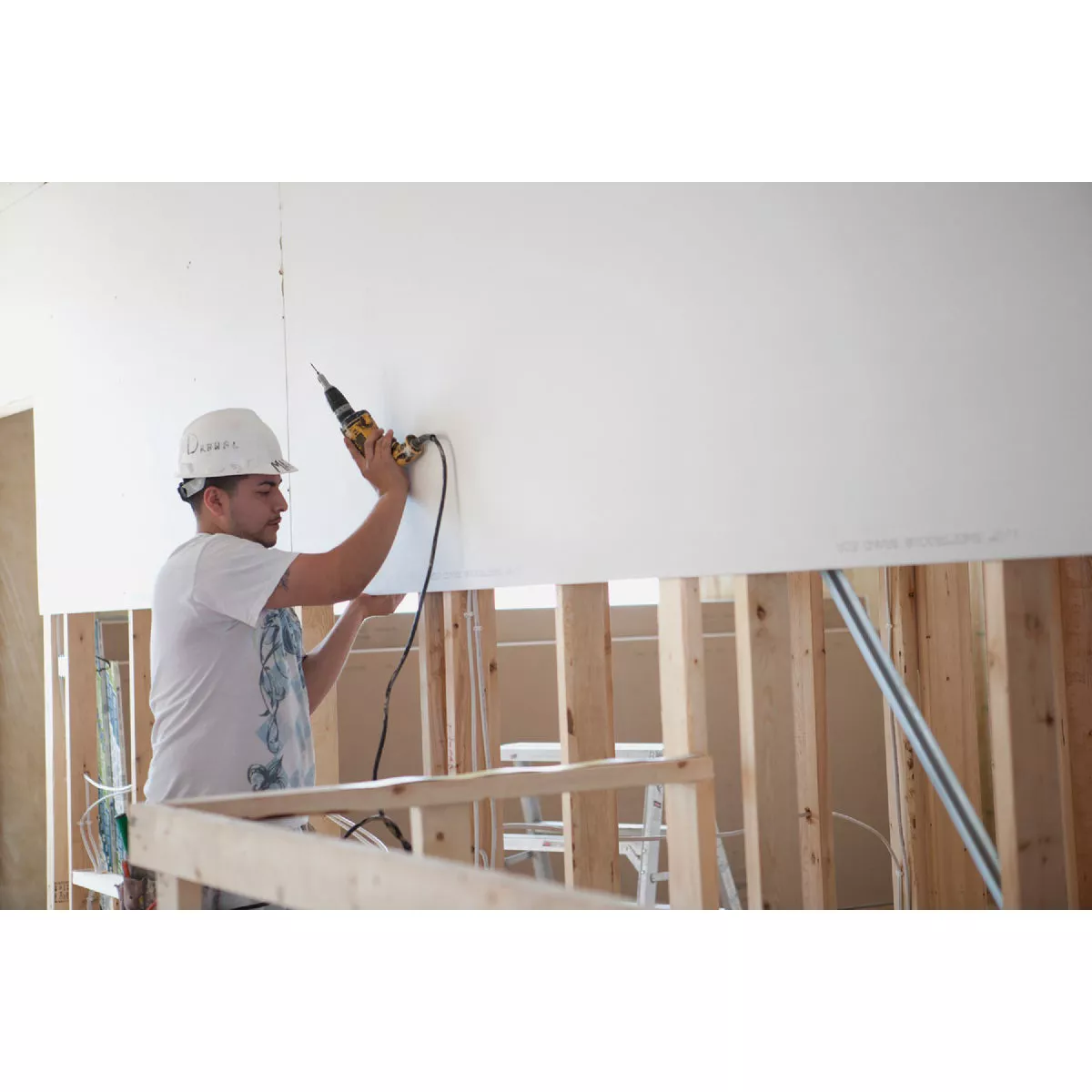 Sheetrock 1/4 In. x 4 Ft. x 8 Ft. Regular Drywall Panel - photo 3