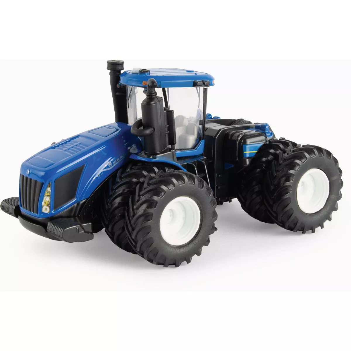 NEW HOLLAND Die Cast Metal 1:64 T9.645 4-Wheel Drive Tractor