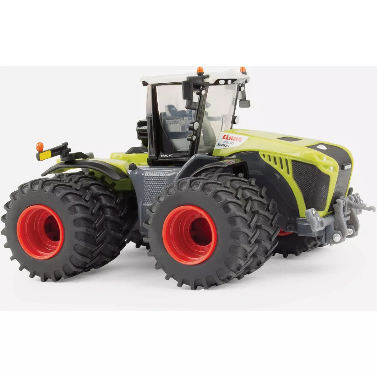 Claas Xerion 4500 1:64 Tractor with Duals-