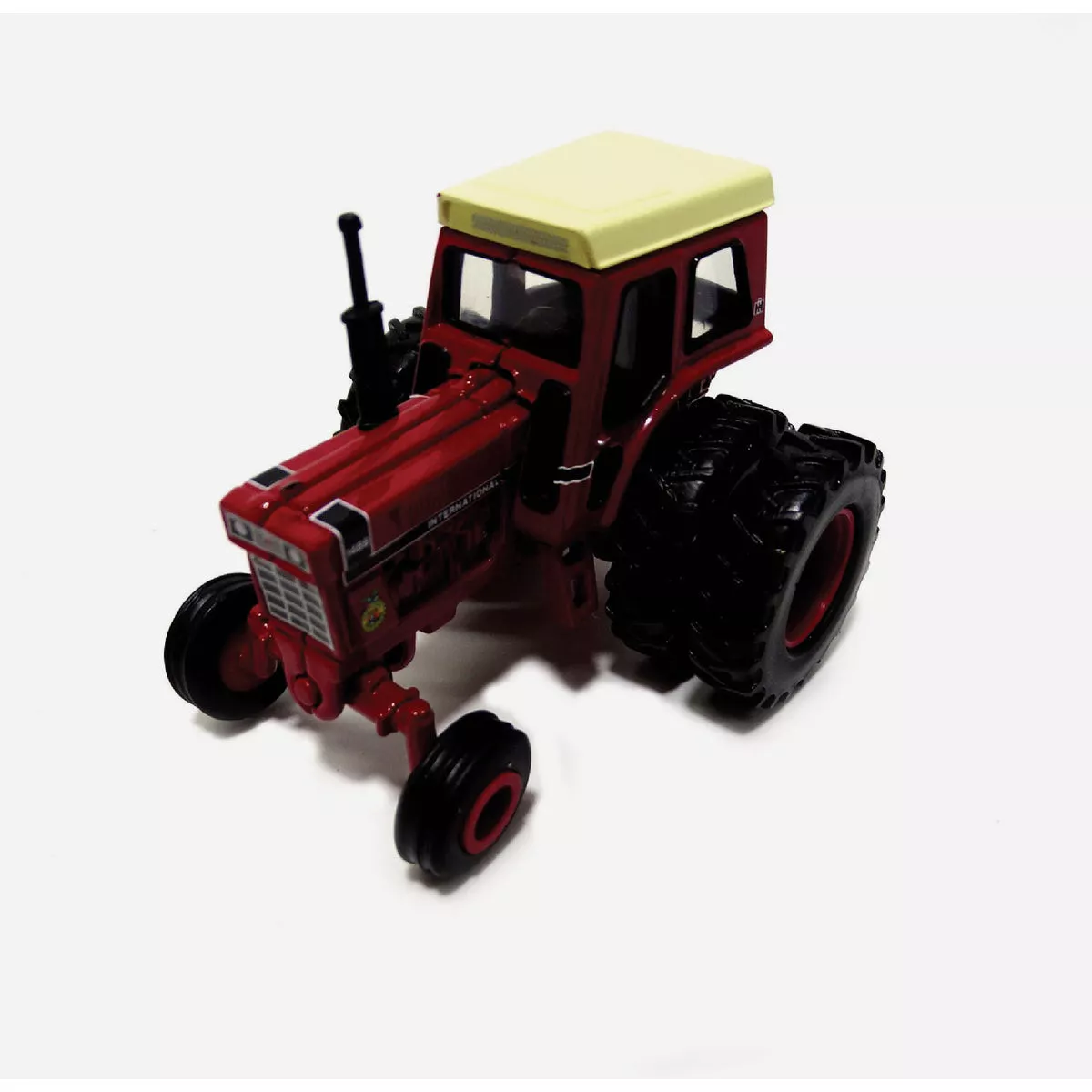 Case IH 1466 1:64 Tractor with FFA Logo