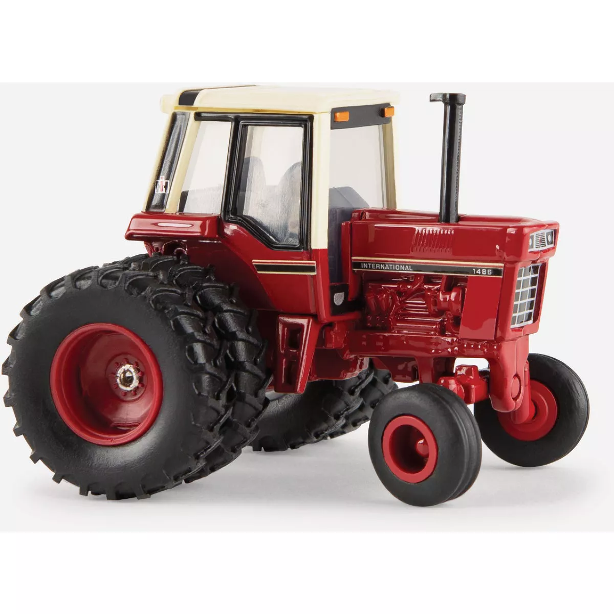 Case IH 1486 1:64 Tractor