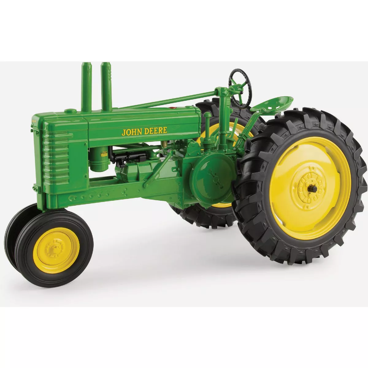 John Deere Early Styled A 1:16 Tractor