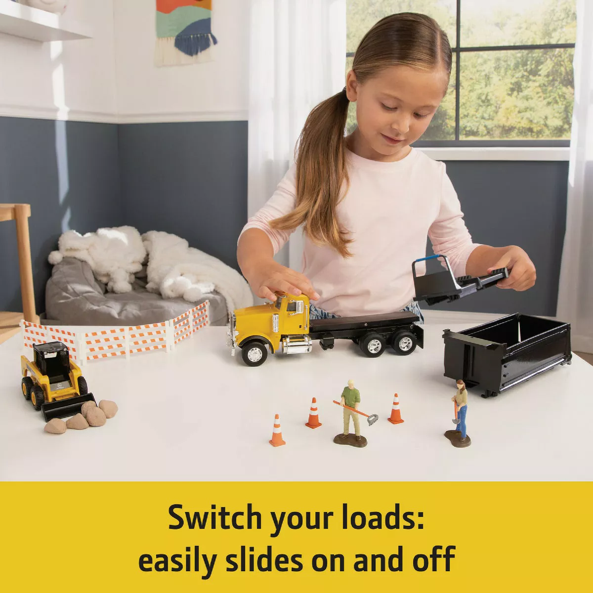 John Deered 1:32 Switch & Load Construction Playset - photo 3