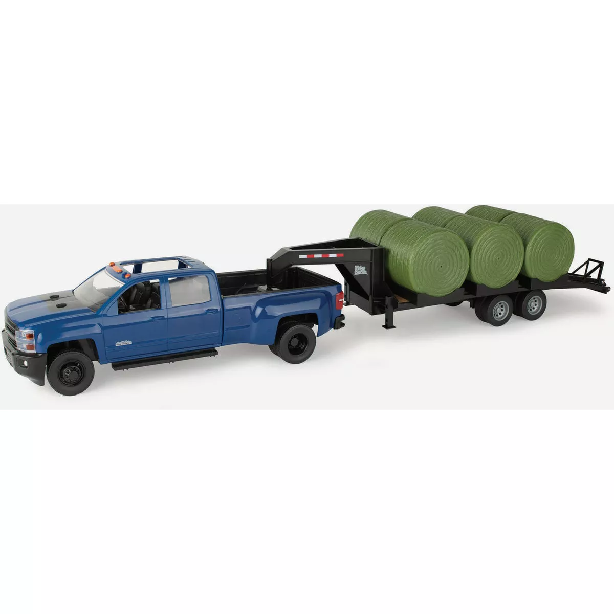 Chevy Big Farm 1:16 Pickup & Trailer